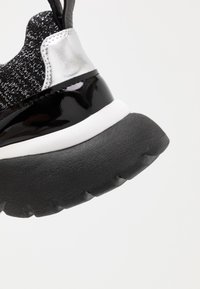 Maje Sneakers basse - black