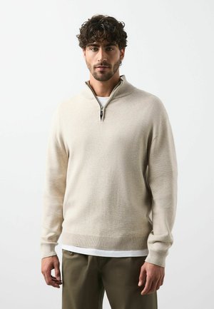 Next, - Sweter
