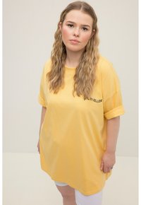 Studio Untold DANS LE DOS COL ROND ET - T-shirts basic - light yellow