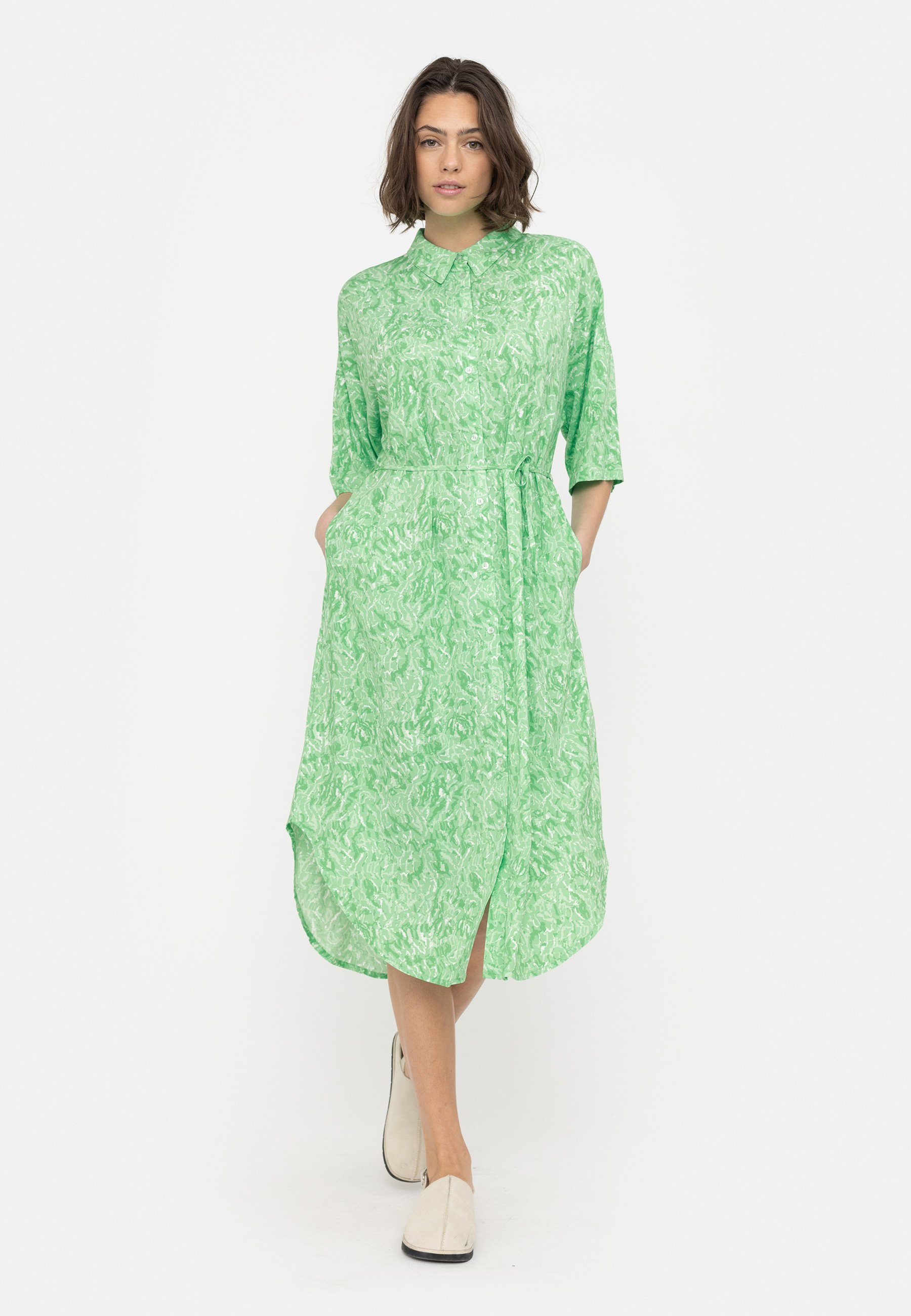 Soft Rebels SRBRIELLA MIDI - Shirt dress - graphic animal spring bouquet  print/green - Zalando.ie