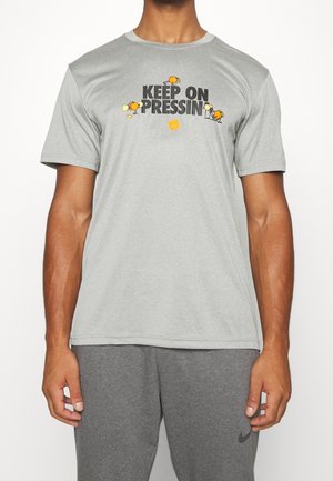 T-shirt till träning - grey