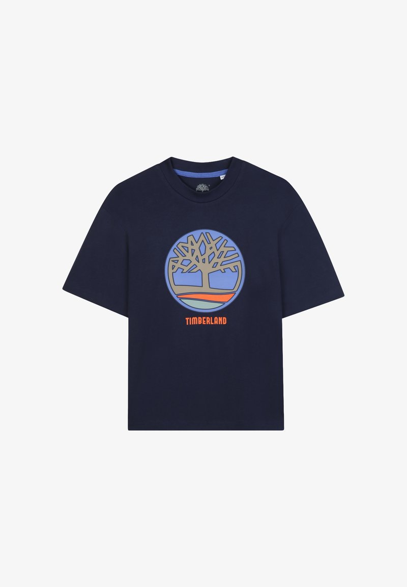 Granatowa bawełniana koszulka z dużą okrągłą grafiką przedstawiającą drzewo, z napisem "TIMBERLAND" w pomarańczowym kolorze pod wzorem.