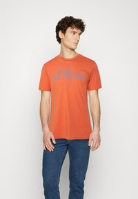 s.Oliver LOGO - T-shirt print - orange