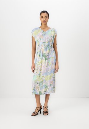 Day dress - lilac