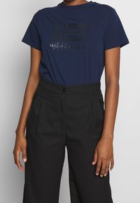 Napapijri Camiseta estampada - blue