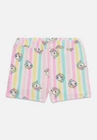 Barne shorts laget av mykt stoff, med et pastellstripete mønster i rosa, gul og blå, med enhjørningillustrasjoner overalt.