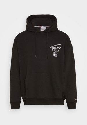 Sweat à capuche noir avec poche avant, cordons, et logo blanc sur la poitrine listant les villes Londres, New York, Paris, Los Angeles, petit logo sur la manche.