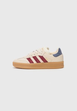 Sneaker low - off-white