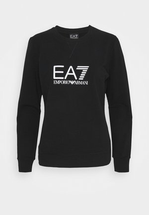 Schwarzes Sweatshirt mit langen Ärmeln und weißem EA7 Emporio Armani Logo mittig auf der Brust, Rundhalsausschnitt sowie gerippten Bündchen an Ärmeln und Saum.