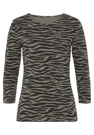 T-shirt à manches longues dans un vert olive atténué avec un motif de rayures de tigre noires. Présente un col arrondi et une texture de tissu douce.