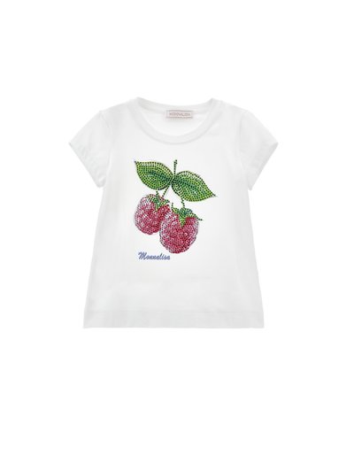 T-shirt bianco in cotone con un design di ciliegie abbellito da strass colorati e foglie verdi, colletto rotondo e maniche corte.