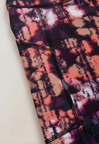 Neselectat, pink print with pocket