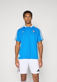 adidas Originals REAL MADRID ICON  - T-shirt con stampa - bluebird/white