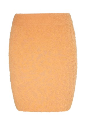 Weicher, orangefarbener Minirock mit hoher Taille und flauschigem Stofffinish vor weißem Hintergrund.