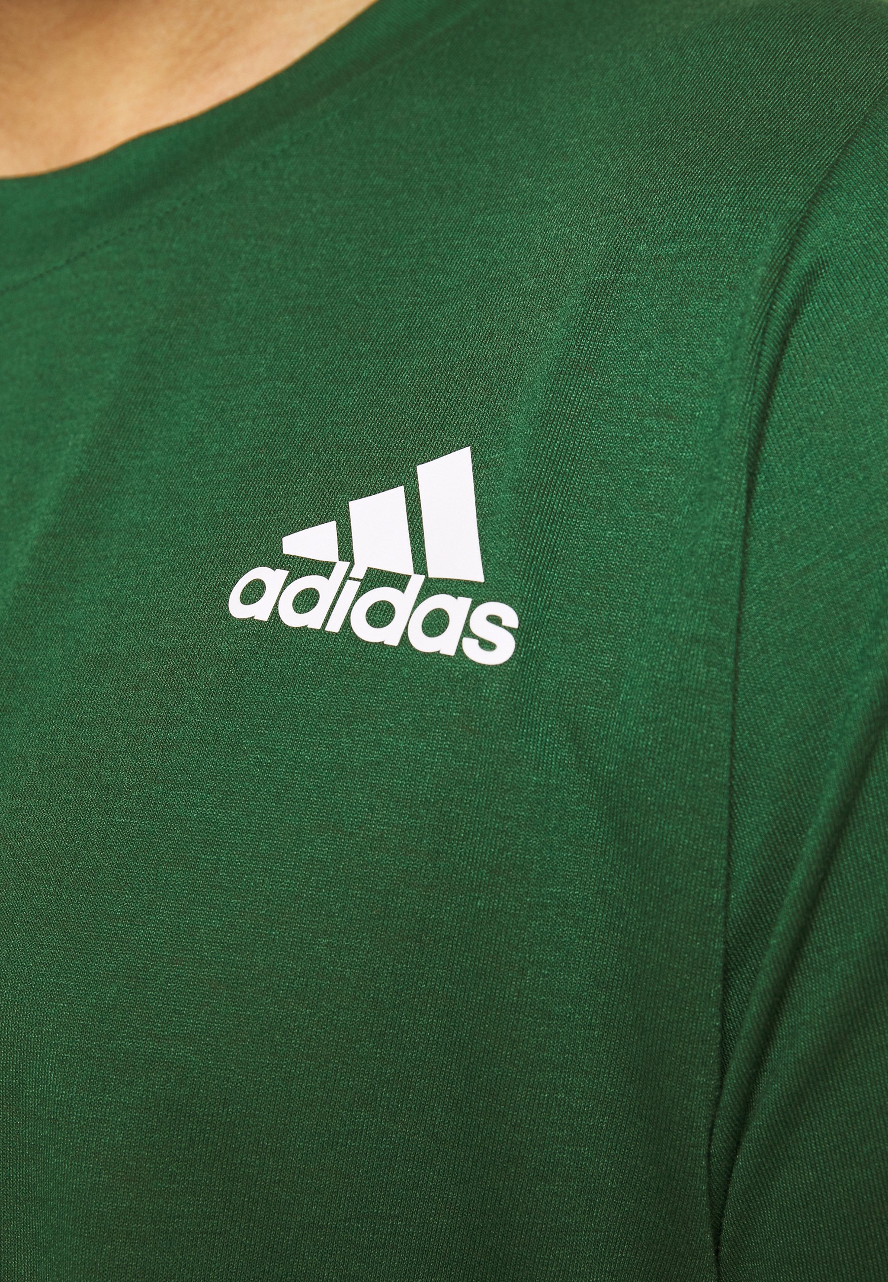 adidas Performance T Shirt basic green Zalando.at adidas Performance T Shirt basic green Zalando.at