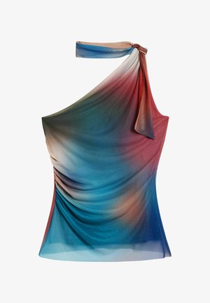 Asymmetrisches Ein-Schulter-Top in einem Farbverlauf aus Blau, Rot und Pfirsich, gefertigt aus leichtem, strukturiertem Stoff mit drapierten Details.