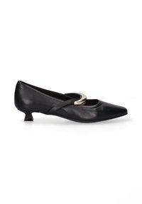 Escarpins en cuir noir avec un bout pointu, un petit talon carré et un accent décoratif en matériel doré à l'avant. Texture lisse et design minimaliste.