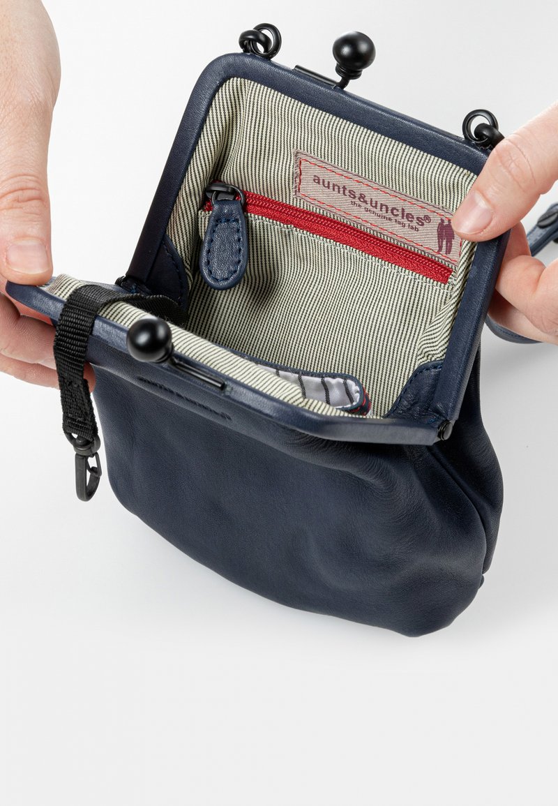Aunts & Uncles MRS SUGAR POP - Umhängetasche - midnight blue