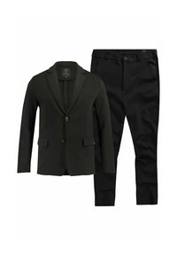 Blazer verde scuro con revers a punta e due bottoni, abbinato a pantaloni neri con vita elasticizzata. Tessuto liscio e sartoriale con tasche.
