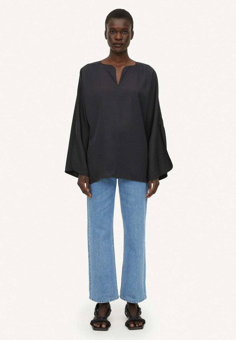 By Malene Birger Blouse zwart