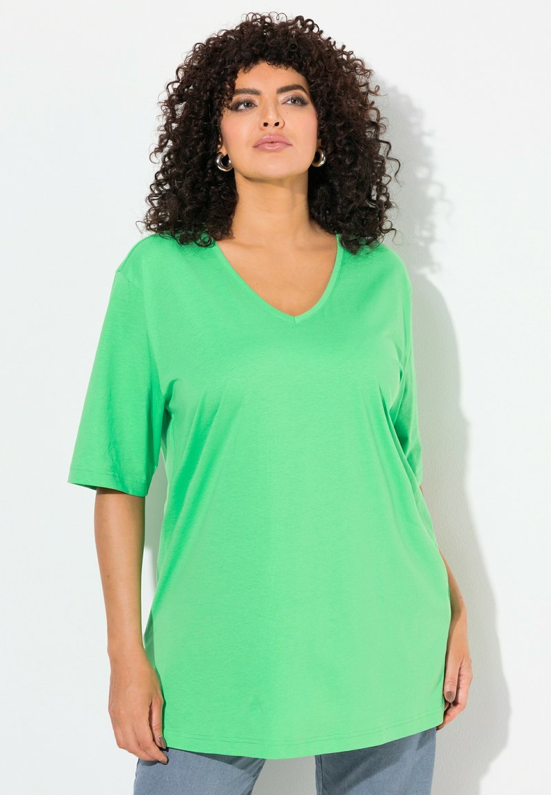 Ulla Popken PLUS SIZE RELAXED FIT V-NECK TEE - T-Shirt basic - mint ...