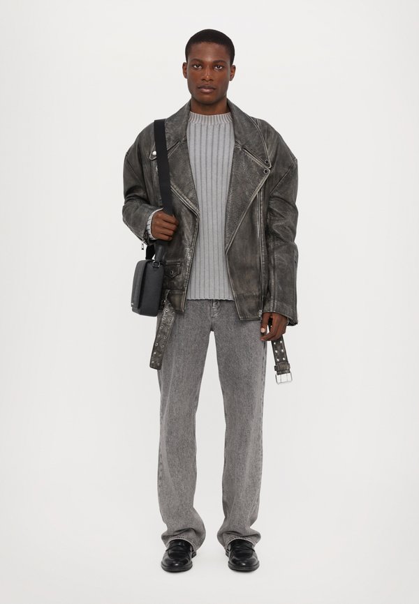 FLAP XBODY UNISEX - Cross body bag