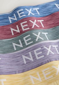 Niet geselecteerd, purple blue red