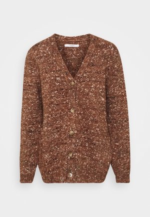 Cardigan en tricot marron avec un col en V, fermeture à cinq boutons et manches longues. Présente un design texturé et tacheté sur l'ensemble.
