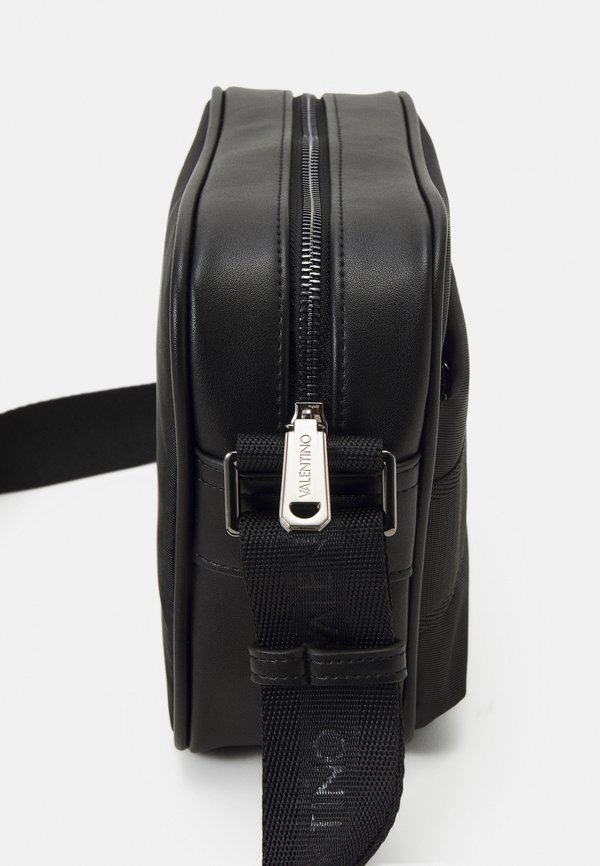 DAMIAN UNISEX - Cross body bag - nero4