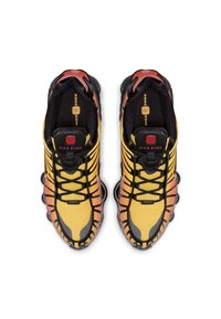 SHOX TL - Tossud - black/amarillo/university red/black