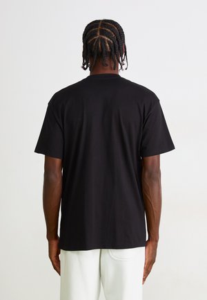 Pořadí 3: Carhartt WIP - POCKET HEART - Jednoduché tričko