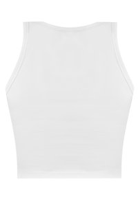 Ein schlichter, weißer, ärmelloser Crop-Top mit breiten Trägern und einem leicht runden Ausschnitt, von hinten gezeigt.