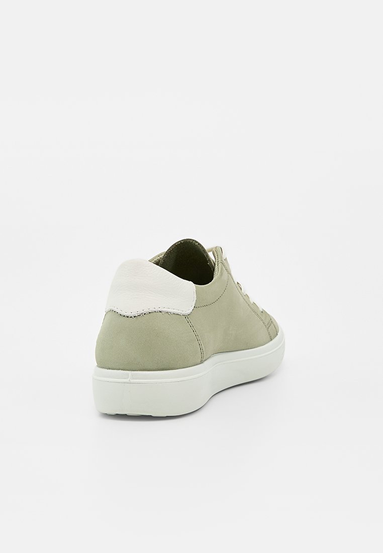Sneaker low