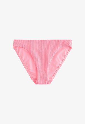 Rózsaszín, texturált bikini alsó bordázott anyagmintával és sima belső béléssel, fehér háttér előtt bemutatva.