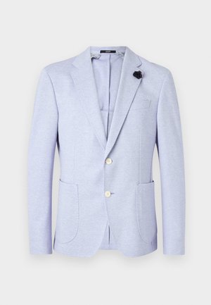 Licht lavendelkleurige blazer gemaakt van een gestructureerde stof. Bevat twee voorzakken, notch revers en twee knopen. Inclusief een zwart bloemenaccent.