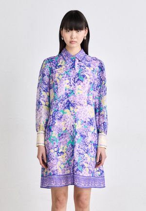 Shirt dress - berry