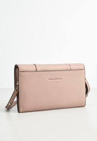 Piquadro Clutch - beige