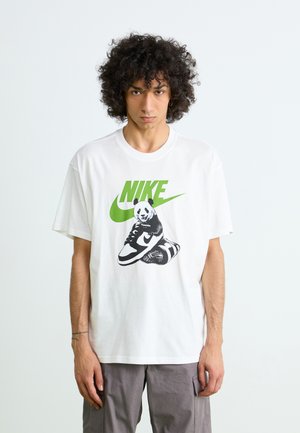 TEE - Majica kratkih rukava s printom - white