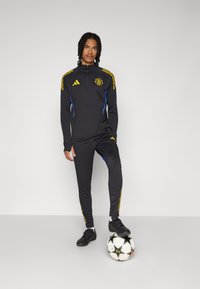 adidas Performance MANCHESTER UNITED PANT - Klubu apģērbs - black/blue/tribe yellow