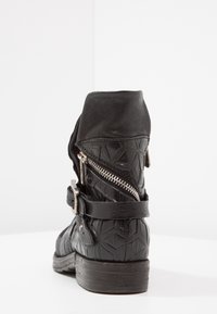 A.S.98 Botines camperos - black