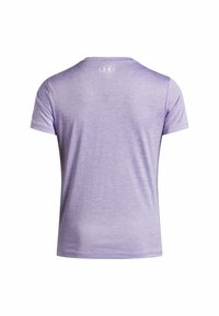 Korte mouwen, ronde hals t-shirt in licht lavendel met een subtiele gemêleerde textuur. Beschikt over een klein logo op de achterkant van de halslijn.