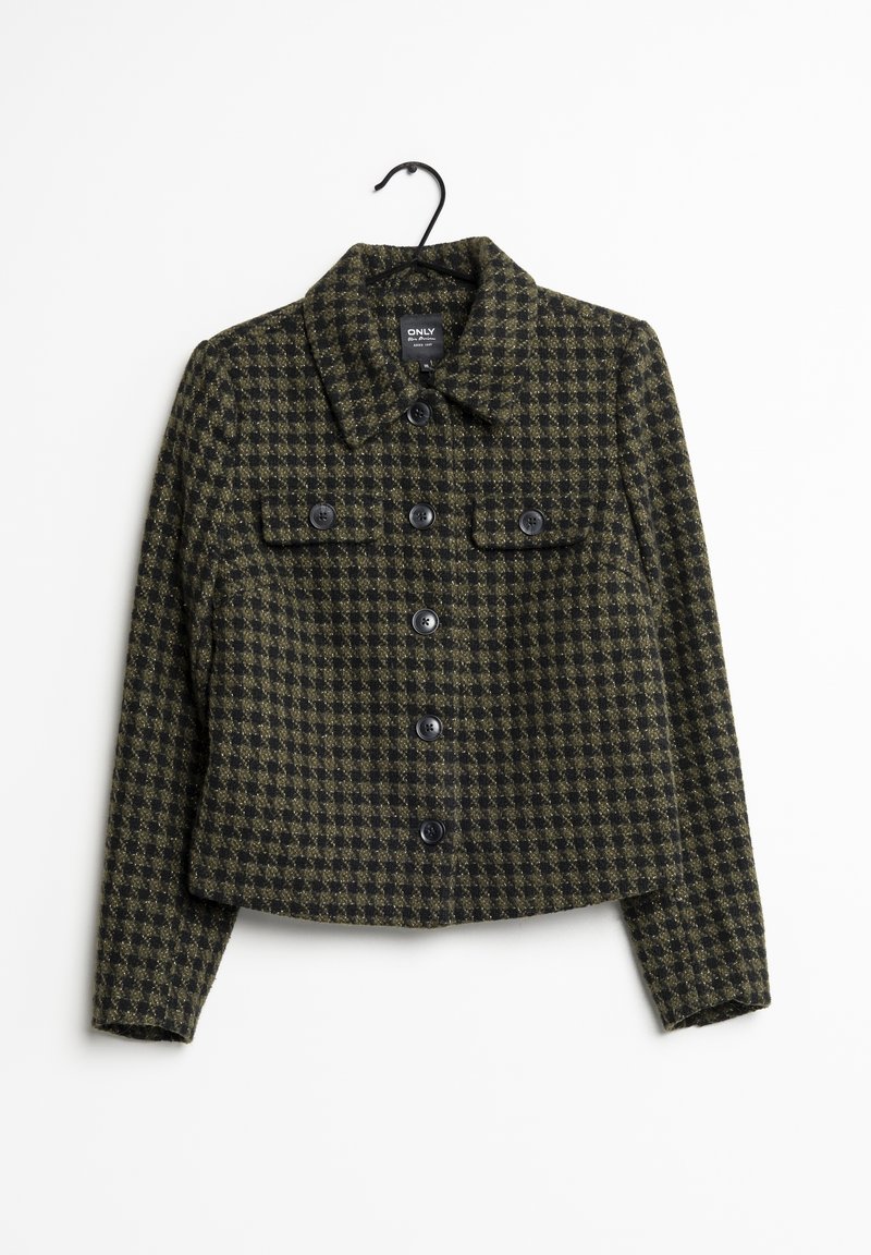 Lyhennettäjä tummanvihreästä ja mustasta houndstooth-kuosista, perinteisellä kauluksella, etupusseilla ja mustilla nappeilla. Yksityiskohdat ovat teksturoituja.