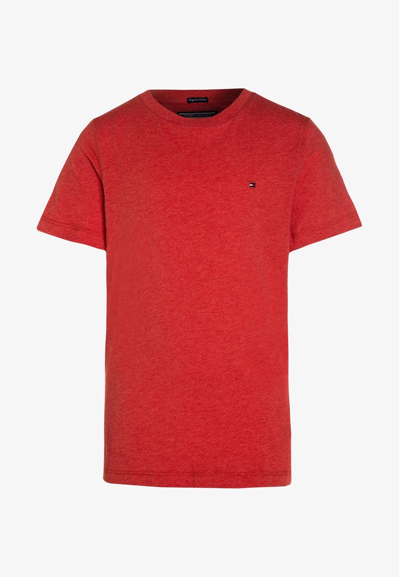 T-shirt rouge en coton à manches courtes avec col rond et petit logo sur le côté gauche de la poitrine.