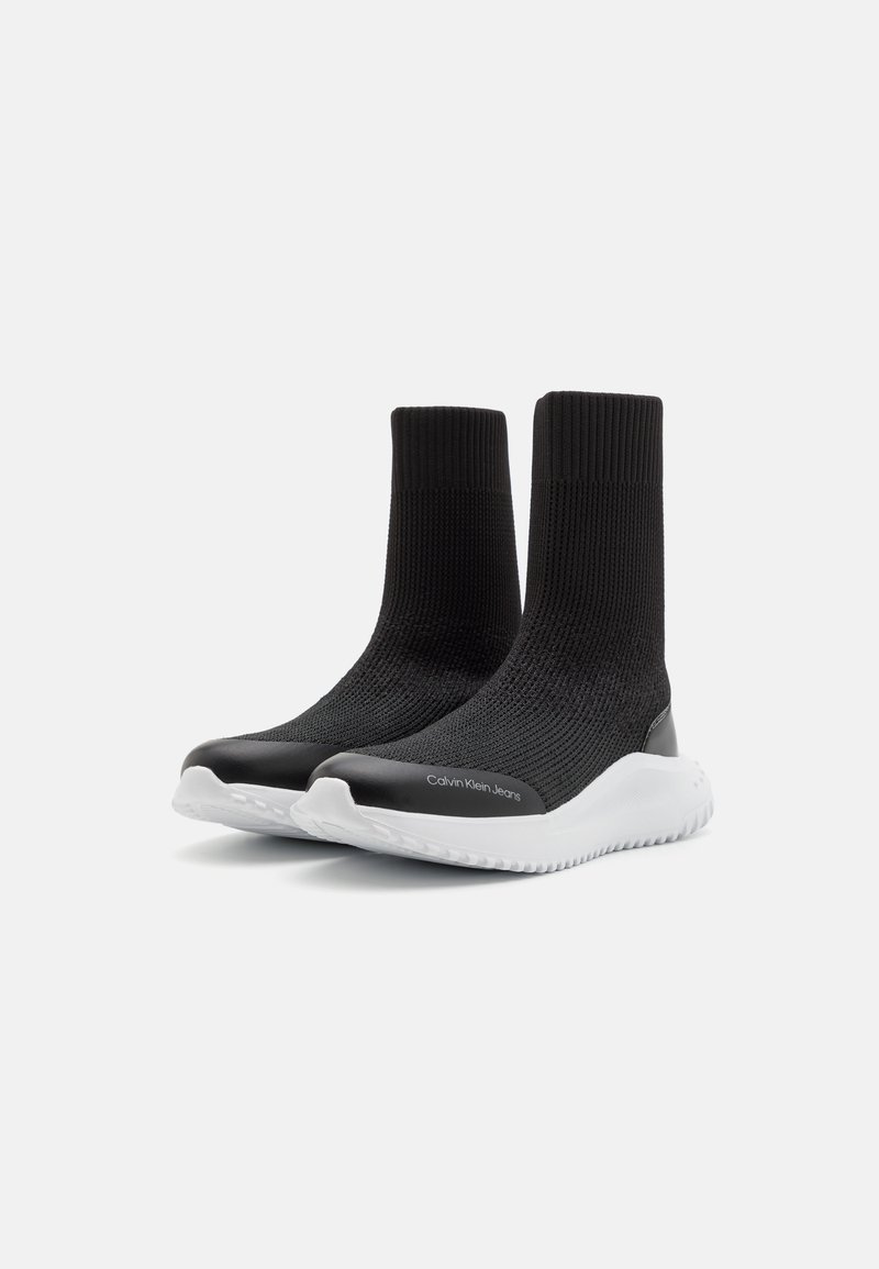 Calvin Klein Jeans RUNNER - Vysoké tenisky - black/bright white