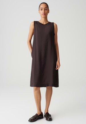 OPUS REGULAR FIT - Robe en jersey - midnight brown