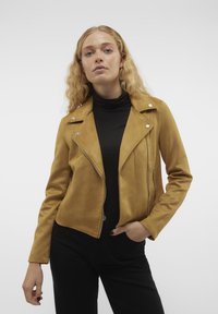Vero Moda VMJOSE NOOS - Dirbtinės odos striukė - bistre