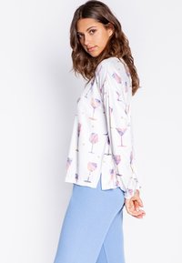 PJ Salvage IT’S A WINEFUL LIFE - Pyjamashirt - off white