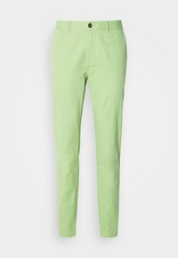 Unselected, pistachio
