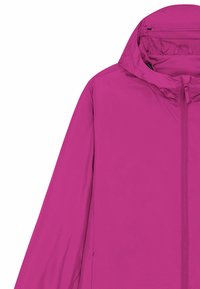 Veste à capuche magenta avec fermeture éclair frontale, col visible et manches longues sur fond blanc.