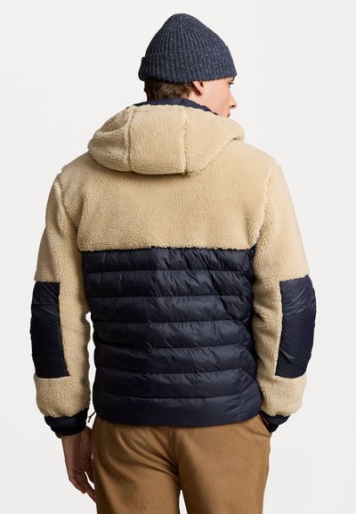 Polo Ralph Lauren THE COLDEN HYBRID JACKET - Overgangsjakke - collection navy / spring beige